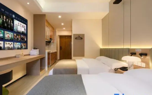 Mercure Hotel(Condine Bus Station)