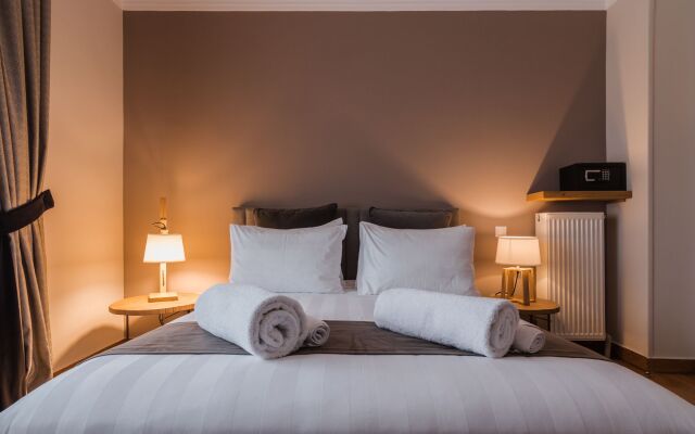 Acropolis Exclusive Residences