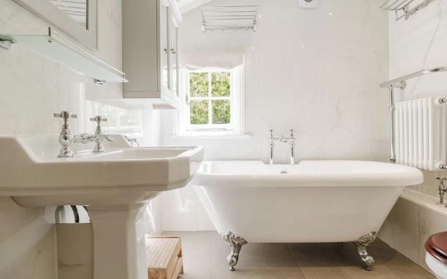 Stylish Townhouse Annexe Cheltenham