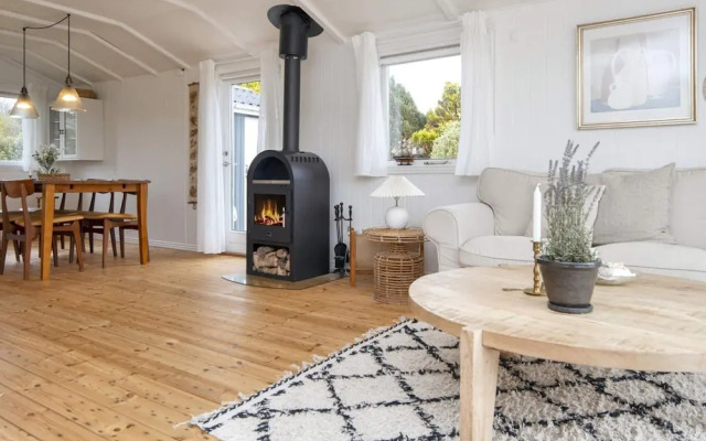 6 Person Holiday Home in Struer-by Traum