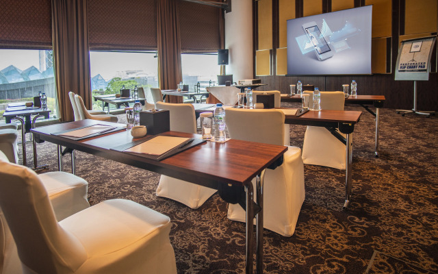 BurJuman Arjaan by Rotana