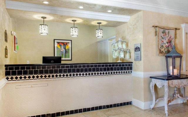 Spark by Hilton Lafayette South