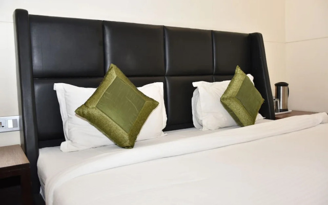 Hotel 360
