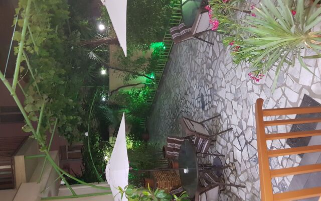 Hotel Danisimo