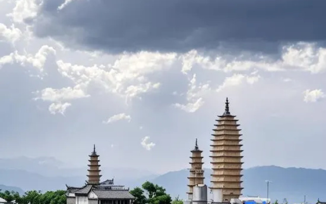 Dali Love Inn (Chongsheng Temple Three Pagodas Branch, Dali Ancient Town) – Outside – Dali