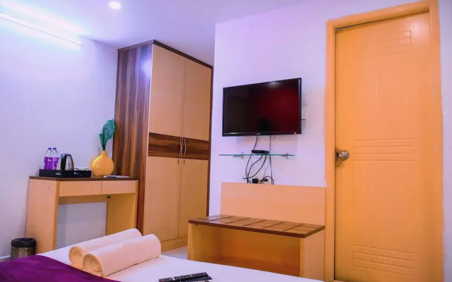 Naksha Tree Hotels Honey Crest