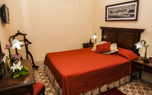 Hotel E Velasco