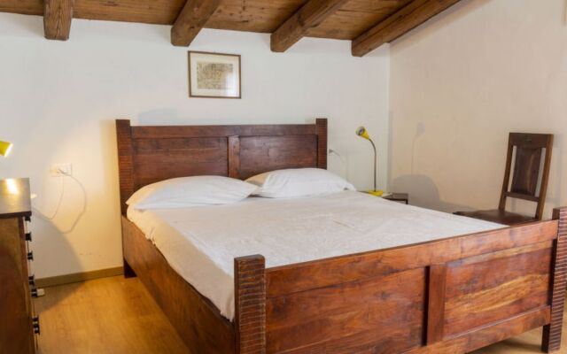Casale Ai Noccioli (LVC165)