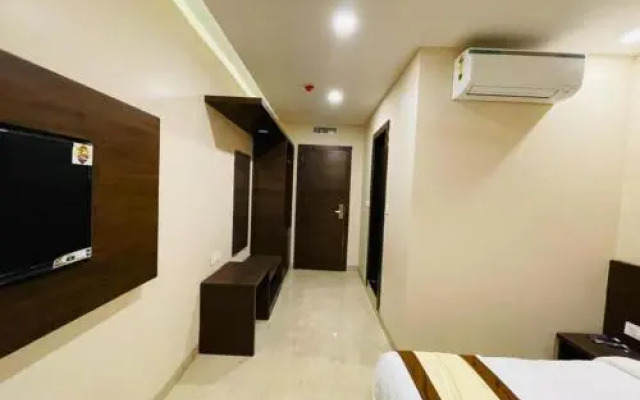 FabHotel Vertigo Suite