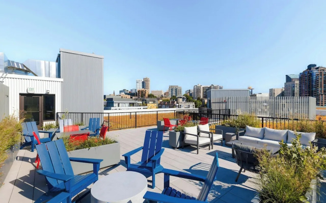 Sonder by Marriott Bonvoy Pivot Apartments Capitol Hill