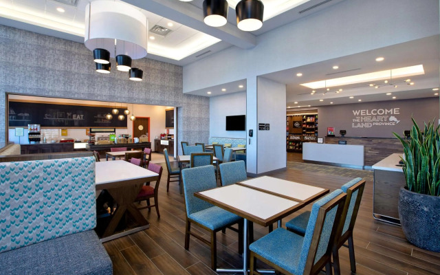 Hampton Inn & Suites Ottawa West