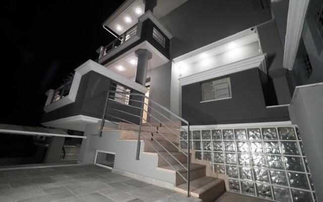 5 Luxury Apartments Ioannina