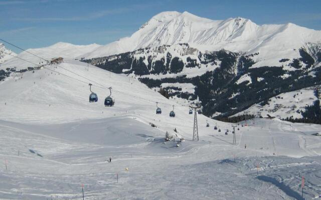 Lenk,Berner Oberland,Ferienwohnung 4 Bett, Kinderfreundlich,TraumpanoramaLenk