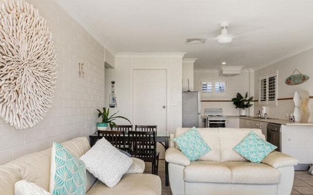 Absolute Beachfront Apartments Lennox Head