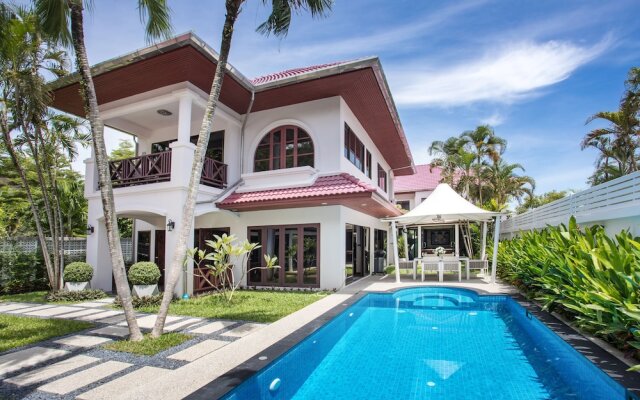 Havana Pool Villa with Gym and Billiard