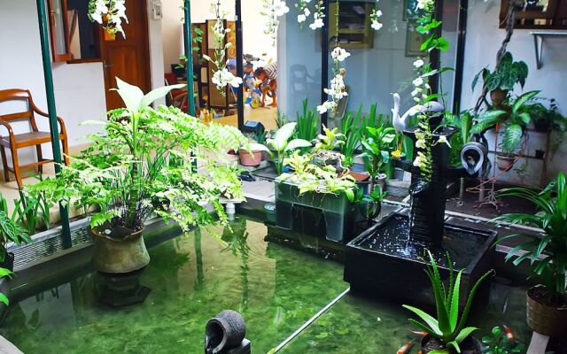 NIDA Rooms Gang Merpati Condong Catur