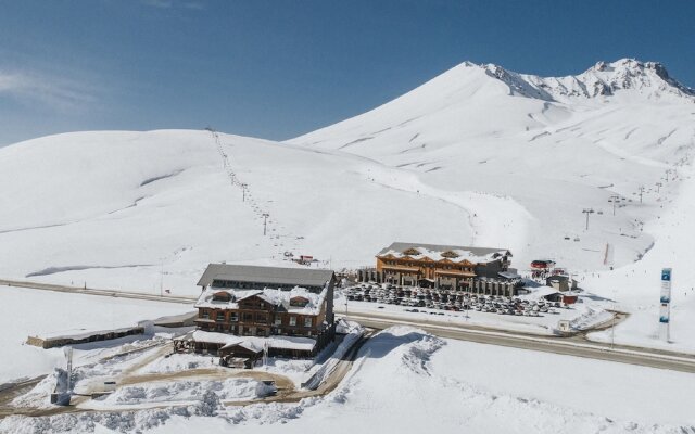 Magna Pivot Hotel - Boutique Class