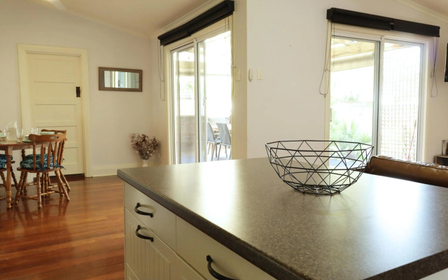 South Freo Bungalow The Hidden sanctuary with Spa Bath