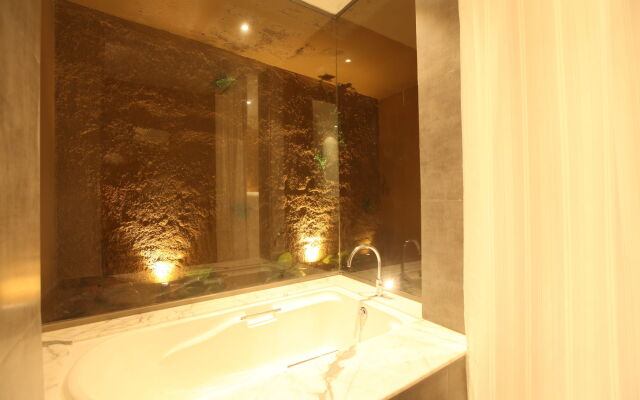 Shalai - The Cliff Resort