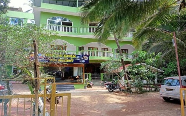 Goa Holiday Beach Resort