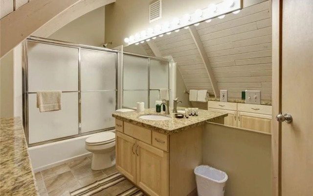 1120 Empire Avenue Private Home by Alpine Ski Properties