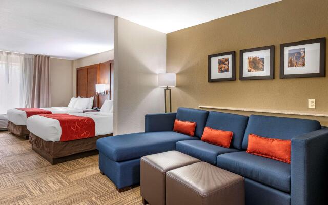 Comfort Suites Urbana Champaign, University Area