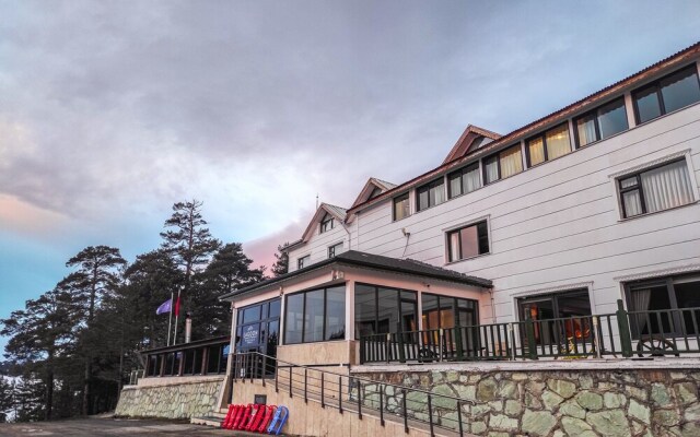 Lagoon Palace Hotel