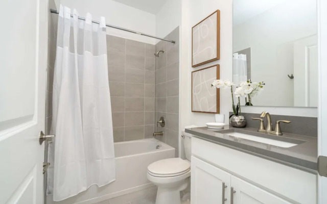 Stunning 5Bd Private Pool & Waterpark @ Champions Gate 8913