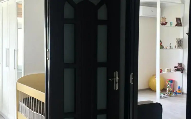 Basali's White House