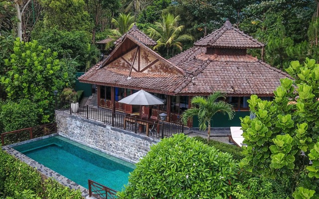 Villa Borobudur Resort