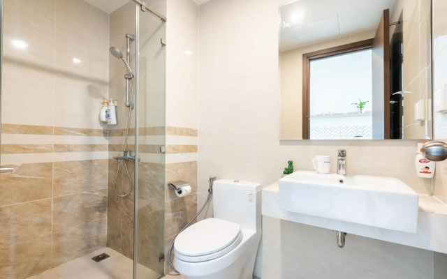 18-Bitexco & River View-Studio-Hana's Apart