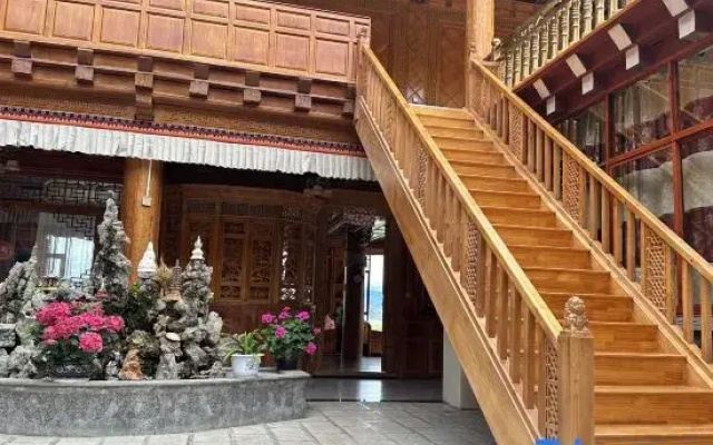 Shangri-La Sky Time Manor
