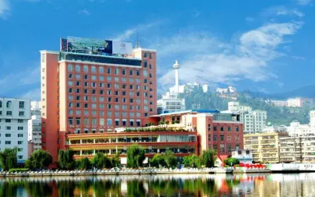 Shiji Guangchang Hotel