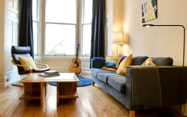 Beautiful 3 Bedroom Edinburgh Home