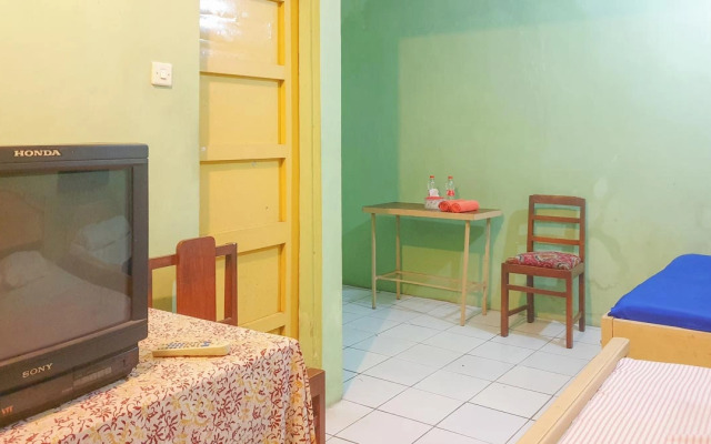 Hotel Jaya Kusuma near Candi Prambanan