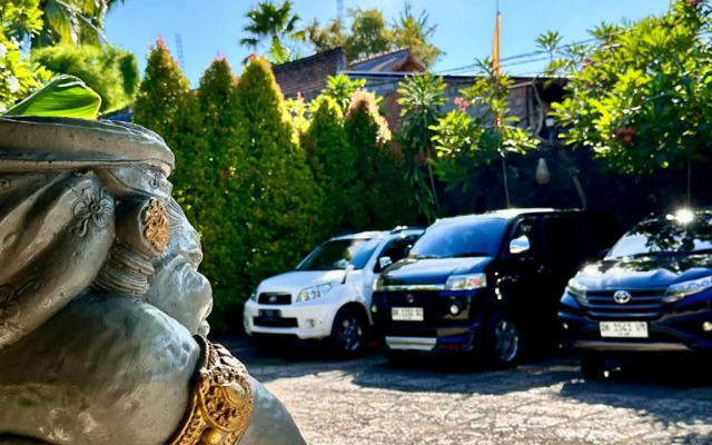 Puri Bali Lovina