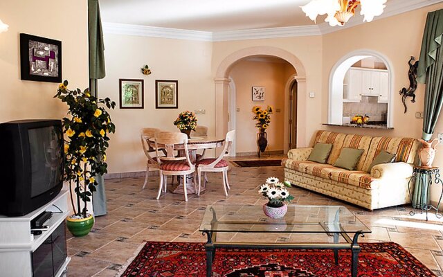 House Calina Benissa