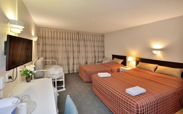 Manukau Hotel & Conference Centre