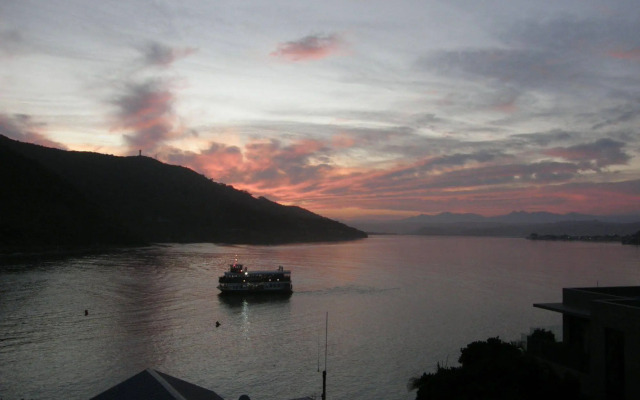 Augusta Bay