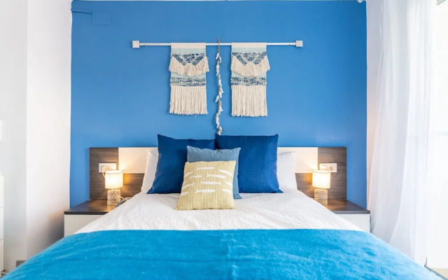 Your Retro Beach Front Hideaway in Salou
