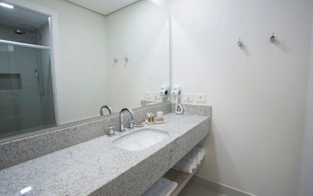 Interludium Iguassu Convention Hotel