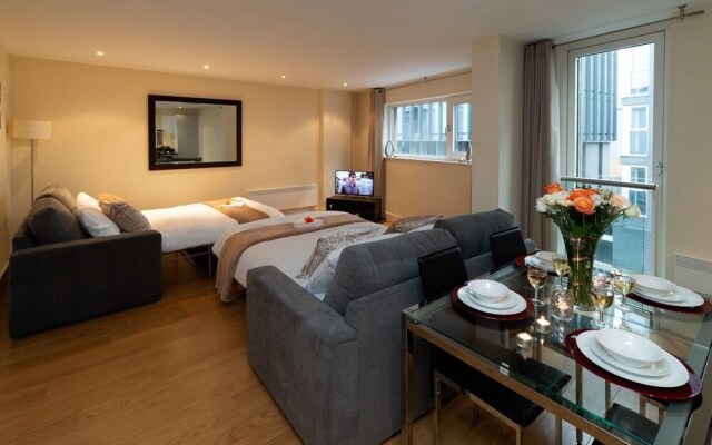 Elegant Central London Apartment