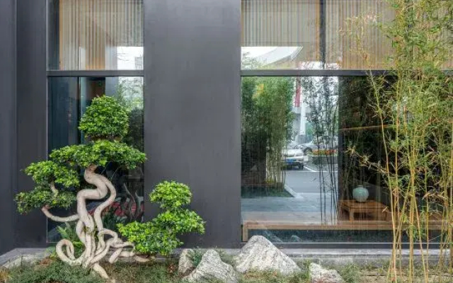 Shengming Sunshine Hotel