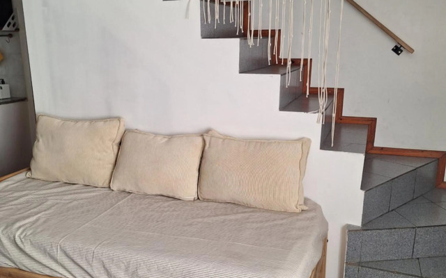 Dúplex con garage, patio y parrilla