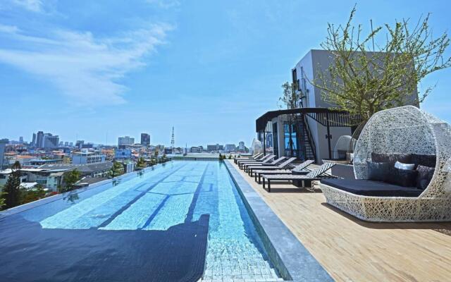 Chezzotel Pattaya