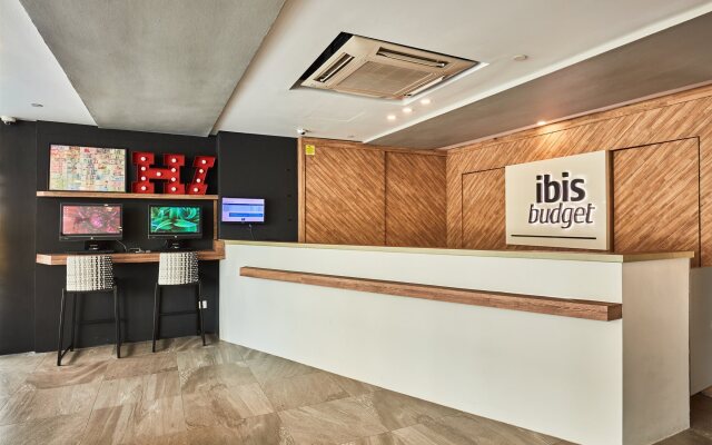 ibis budget Singapore Pearl (ex. Fragrance Hotel - Pearl)