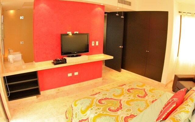 Las Brisas Condominios