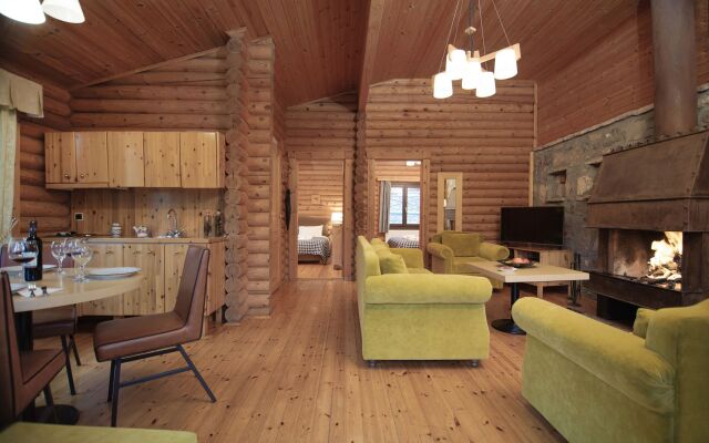 Xenios Chalets