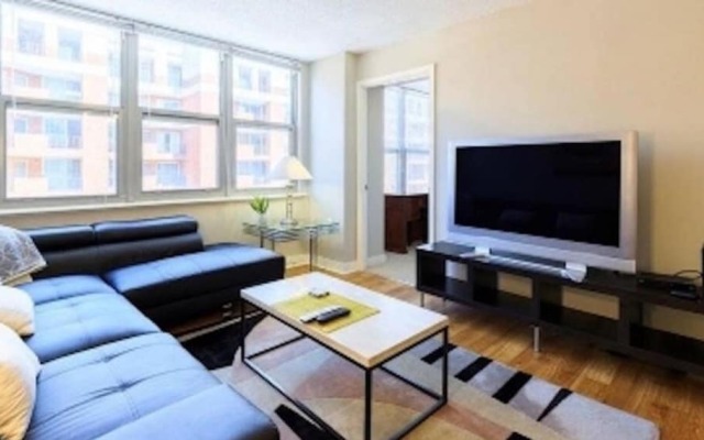 Lovely 2 Bedroom 2 Bathroom Apartment in the Nation s Capital 4 Guests