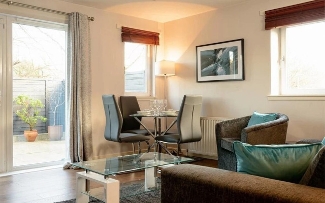 Fabulous Apartment near Edinburgh Center